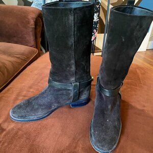 NWOT Stuart Weitzman Moto Suede Boots Size 8